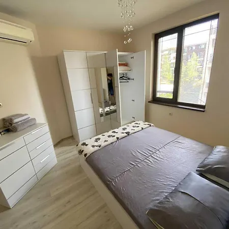 Апартаменты в затворен комплекс артур гр влас Свети-Влас